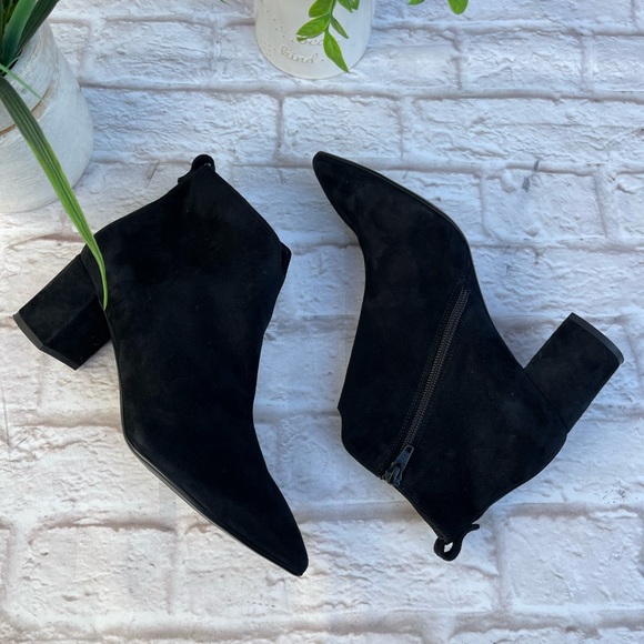 - AGL Notch bootie black Suede leather Ankle boots 36.5 Us 6.5 women,New - Picture 8 of 13